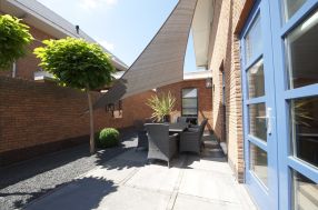 Schaduwdoek Coolfit ongelijkzijdige driehoek | 4 x 4 x 5,7 m